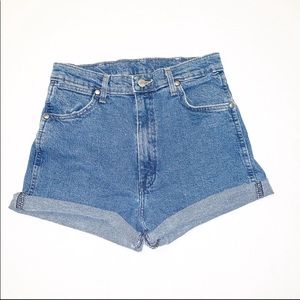 Vintage Wrangler High Waisted Mom Jeans Shorts